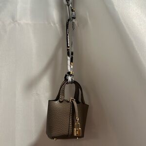 Beige Pattern purse, charm Keychain Pouch with Scarf NWT you get one